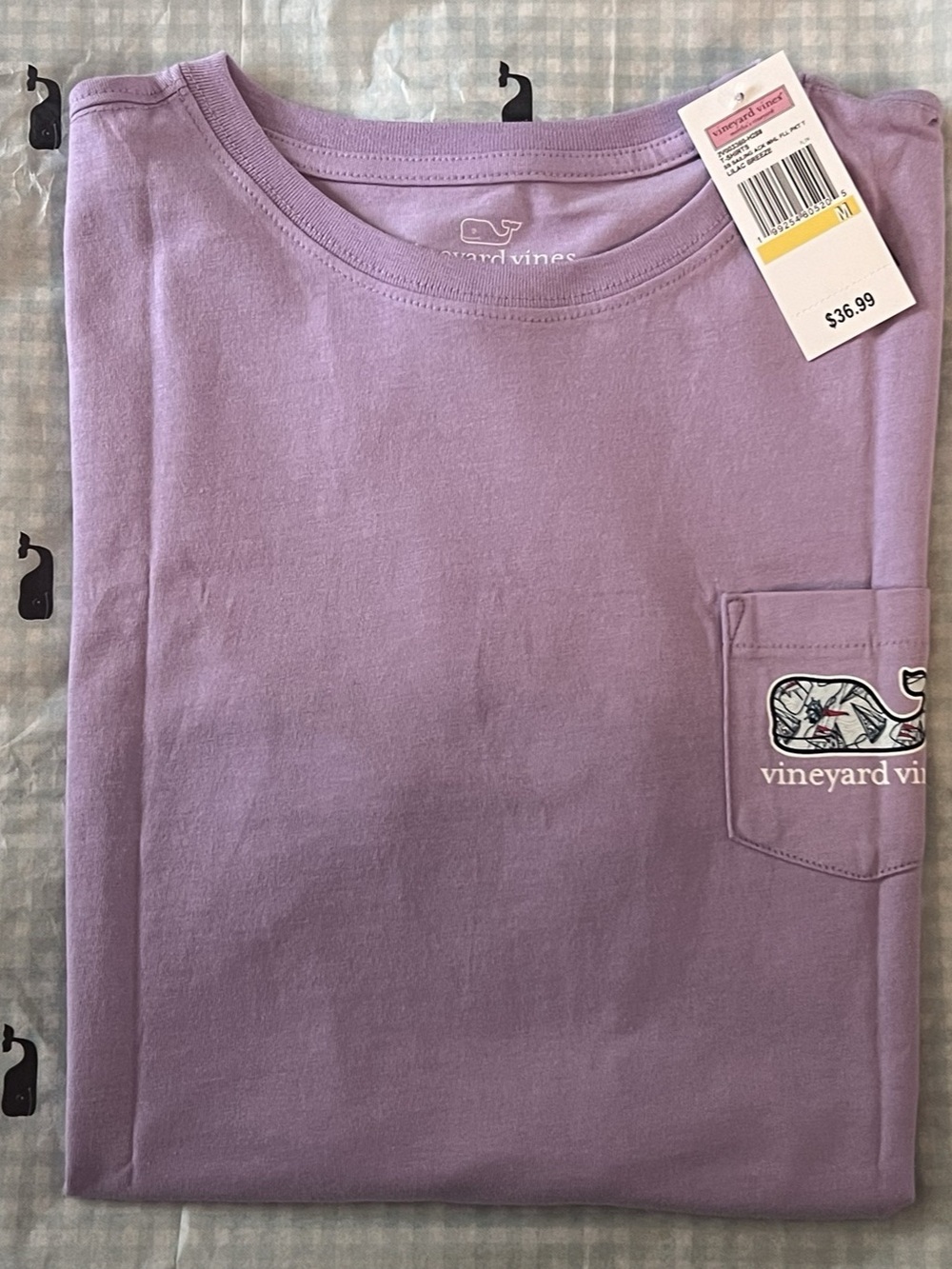 Vineyard vines Short Sleeve Whale Pocket Tee Size Medium NWT